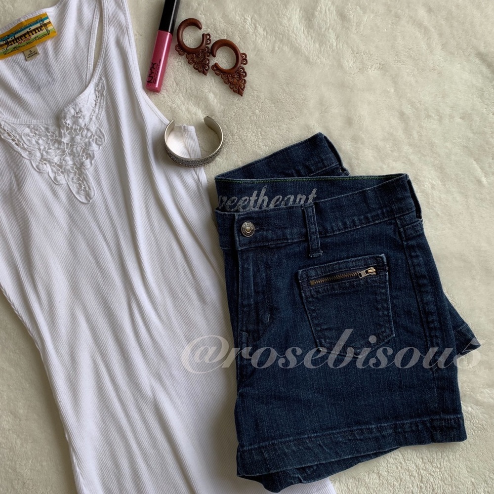 🆕{OLD NAVY} Sweetheart mid-rise dark denim shorts - Picture 7 of 7